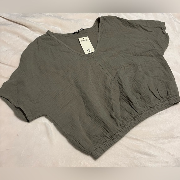 NWT | Crop Top - Picture 4 of 7